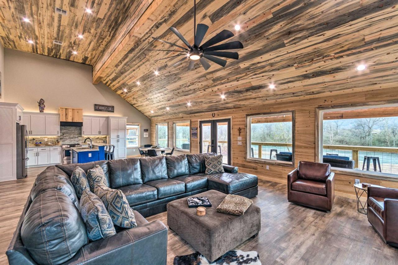 Upscale Riverfront Home With Beach And Fire Pit! Glenwood 外观 照片